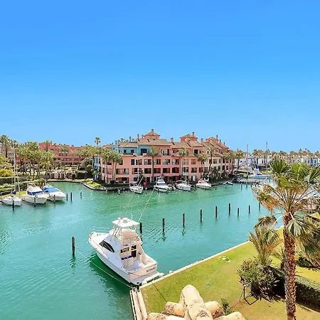 Yolo Spaces - Sotogrande - Ocean View Penthouse