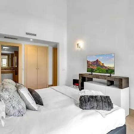 Yolo Spaces - Sotogrande - Ocean View Penthouse San Roque (Andalucia)
